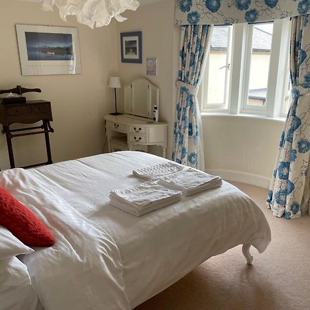 Top Floor En-Suite Double Bedrooms With Great View Of Windsor Castle & Free Parking מראה חיצוני תמונה