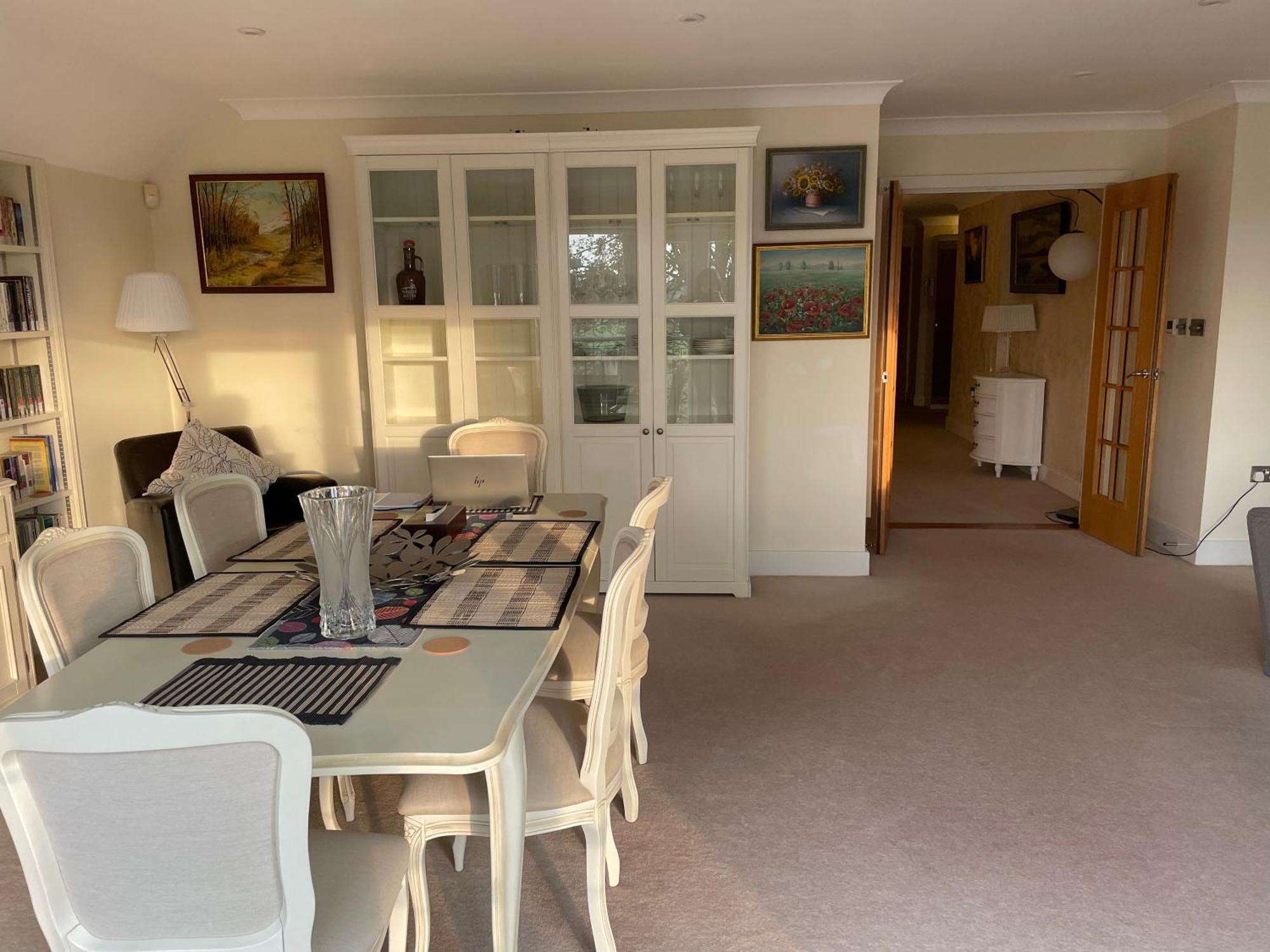 Top Floor En-Suite Double Bedrooms With Great View Of Windsor Castle & Free Parking מראה חיצוני תמונה